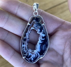 Geode Slice Pendant w/ Prongs